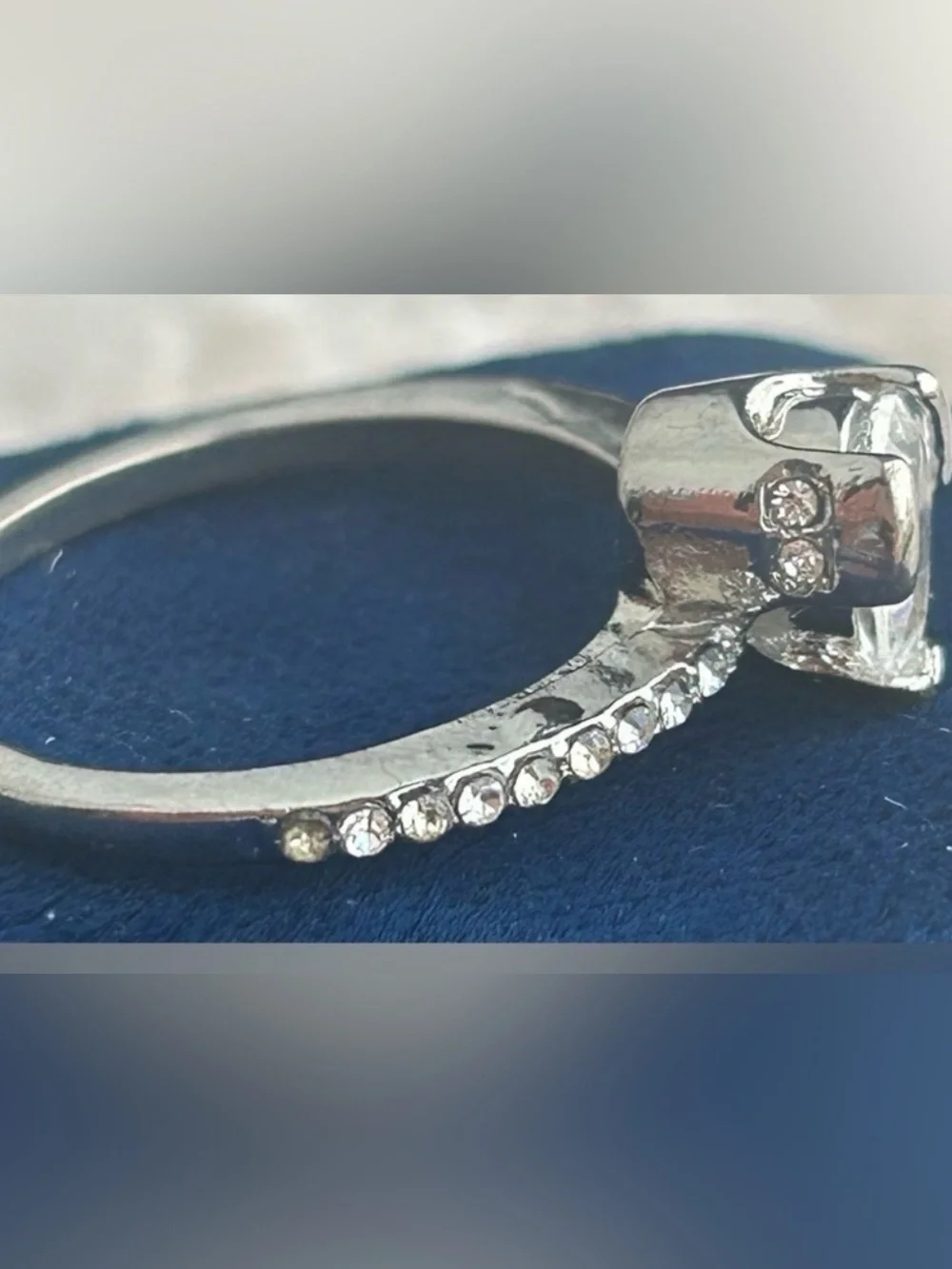 Faux Diamond Pear Cut Teardrop Ring Size 8 Silver Tone Pave Rhinestone Band